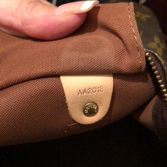 Excellent Condition Louis Vuitton Speedy 40 - Picture 6 of 7